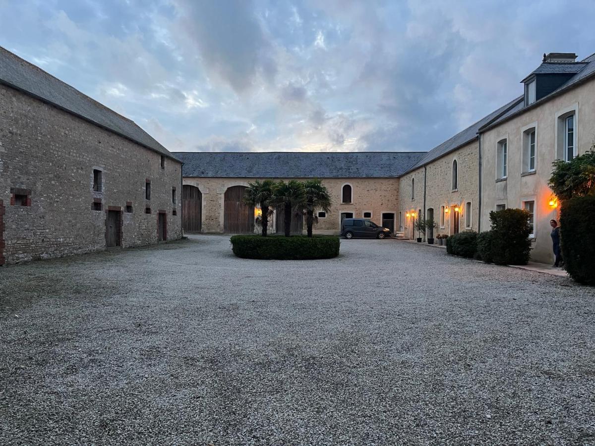 Le Clos Du Bas Courtil Guesthouse B&B Omaha Beach Osmanville Exteriér fotografie